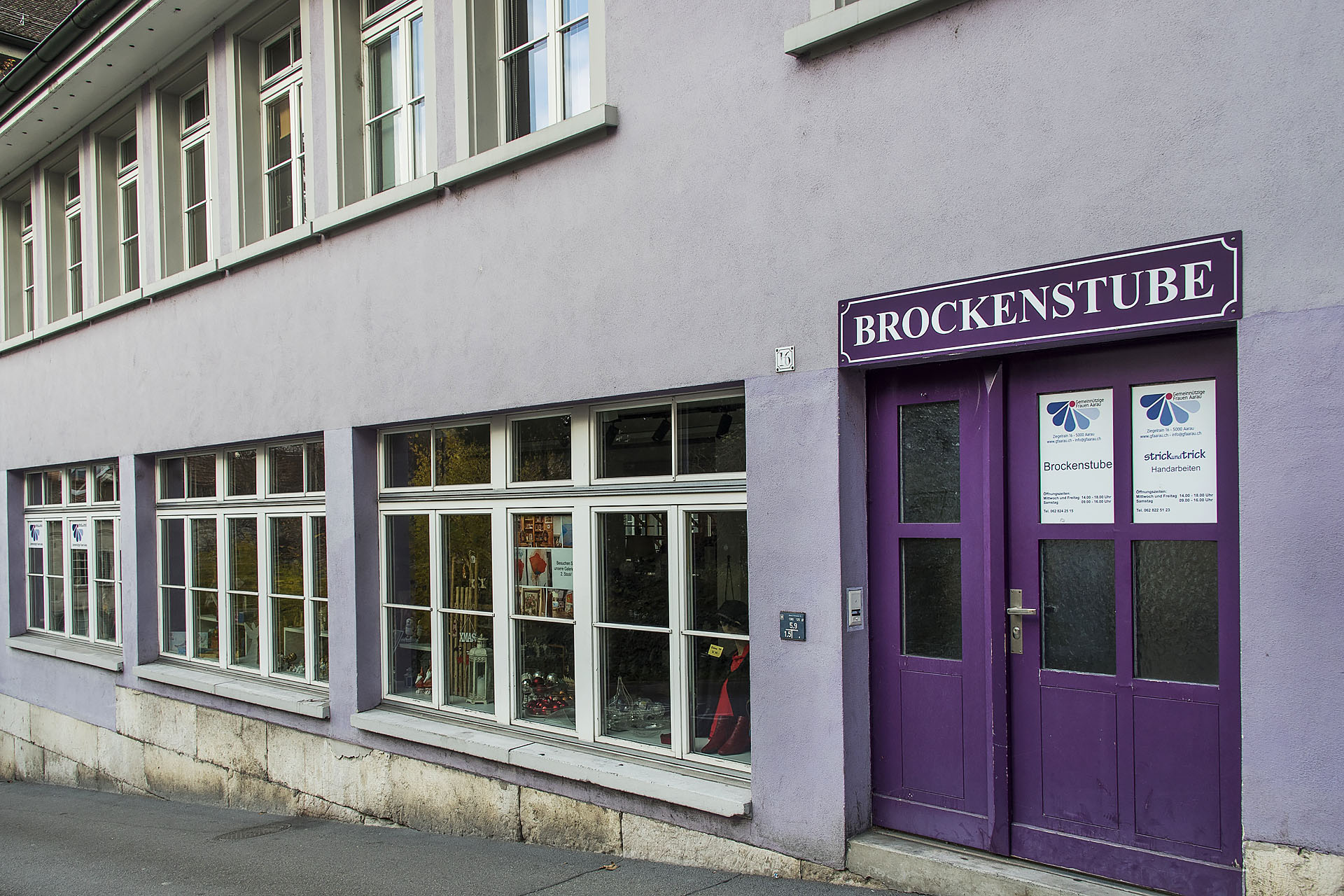 Brockenstube Aarau, Ziegelrain 16, 5000 Aarau – Gemeinnützige Frauen Aarau (GFA)